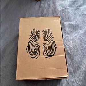 salehe bembury crocs size 10